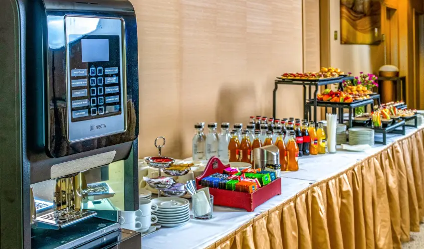 Lifestyle Hotel Mtra Mtrahza - Augusztus 20.