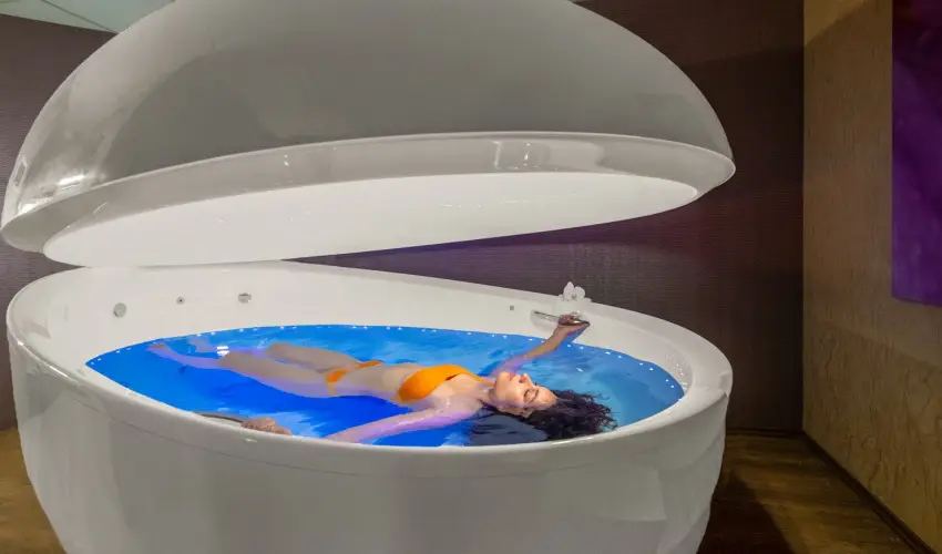 Lifestyle Hotel Mtra Mtrahza - Augusztus 20.