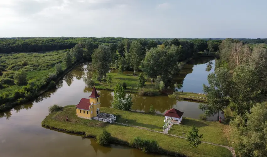 Ligetalja Term�l Hotel Pen�szlek - Augusztus 20. (min. 2 �j)