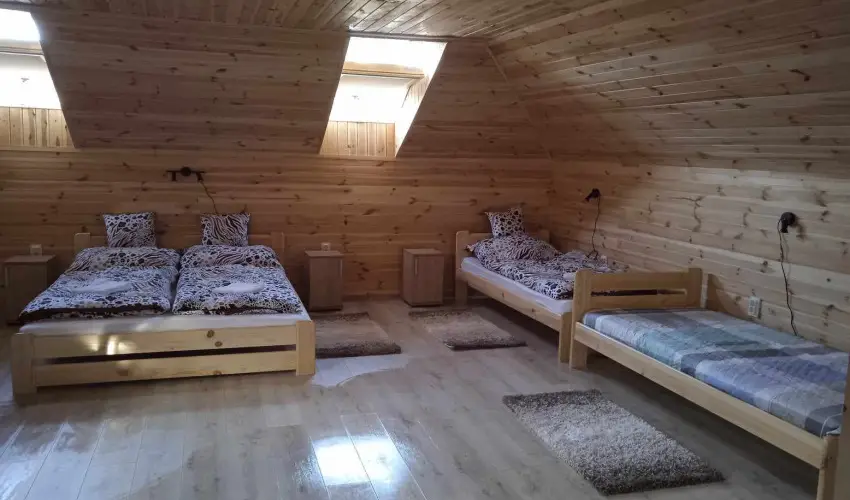 Lilla Apartmanh�zak Szilv�sv�rad - Augusztus 20. (min. 2 �j)