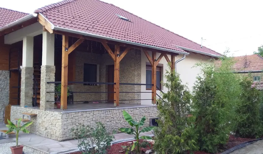 Lilla Apartmanh�zak Szilv�sv�rad - Augusztus 20. (min. 2 �j)