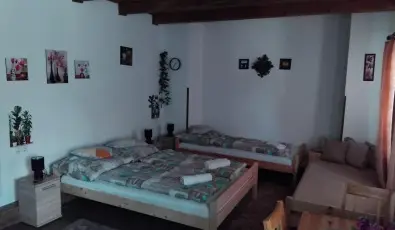 Lilla Apartmanh�zak Szilv�sv�rad