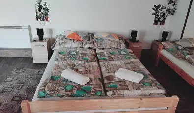 Lilla Apartmanh�zak Szilv�sv�rad