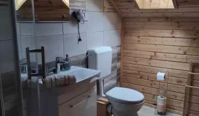 Lilla Apartmanh�zak Szilv�sv�rad