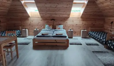 Lilla Apartmanh�zak Szilv�sv�rad