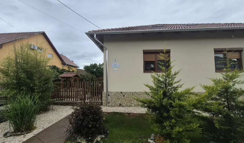 Lilla Apartmanh�zak Szilv�sv�rad - Augusztus 20. (min. 2 �j)