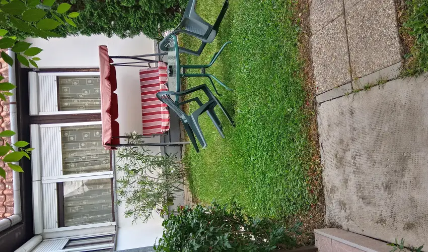 Liza Apartman Gyula - Augusztus 20. (min. 2 �j)