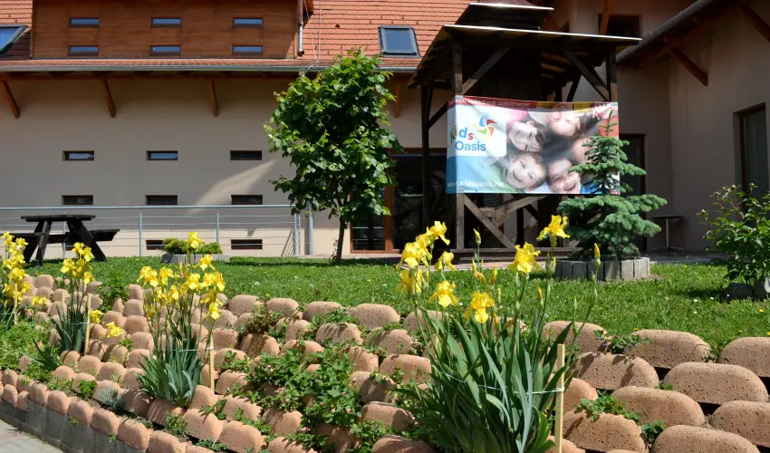 Malomkert Hotel Nagyb�rzs�ny - Augusztus 20.