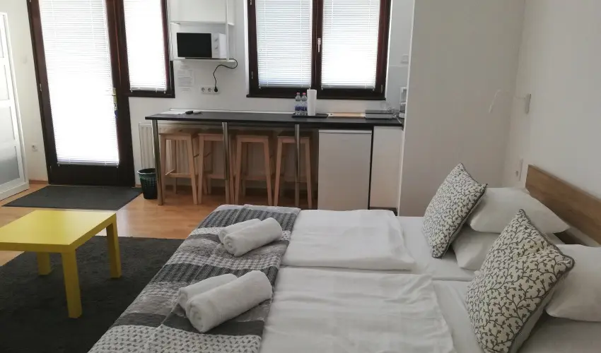 Malom-t Vendghz Tapolca - Augusztus 20.