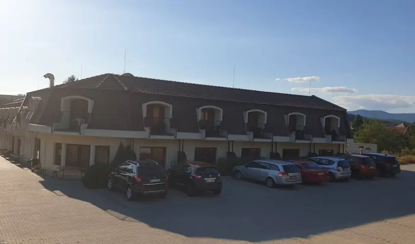 Margar�ta Apartmanh�z Bog�cs - Augusztus 20.