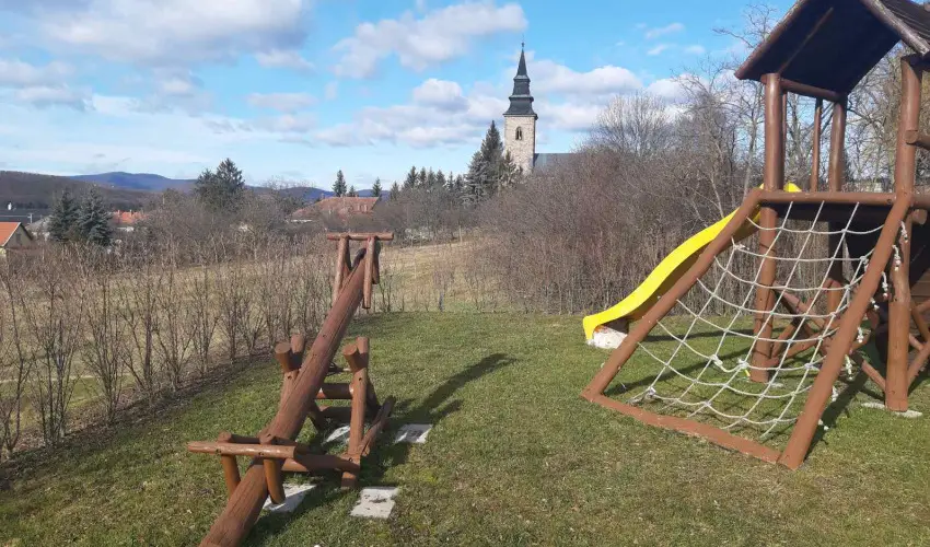 Margar�ta Apartmanh�z Bog�cs - Augusztus 20.