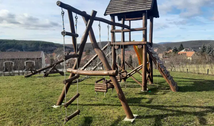 Margar�ta Apartmanh�z Bog�cs - Augusztus 20.