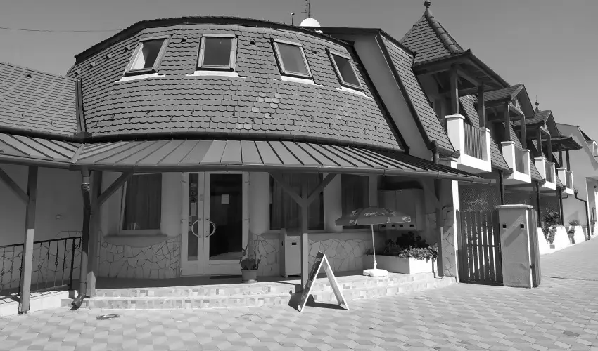 Margar�ta Apartman & �d�l�h�z Bog�cs - Augusztus 20.