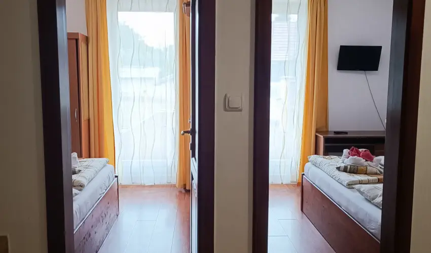 Margar�ta Apartmanh�z Bog�cs - Augusztus 20.