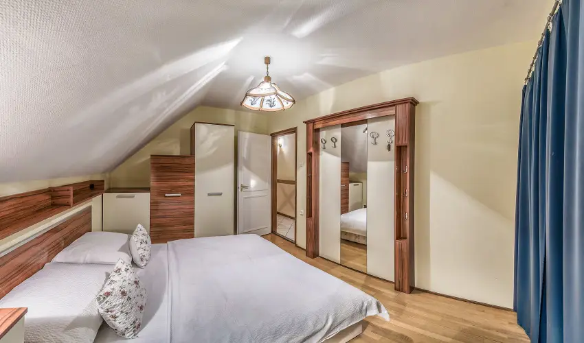 M�ria Apartmanok Zalakaros - Augusztus 20. (min. 2 �j)