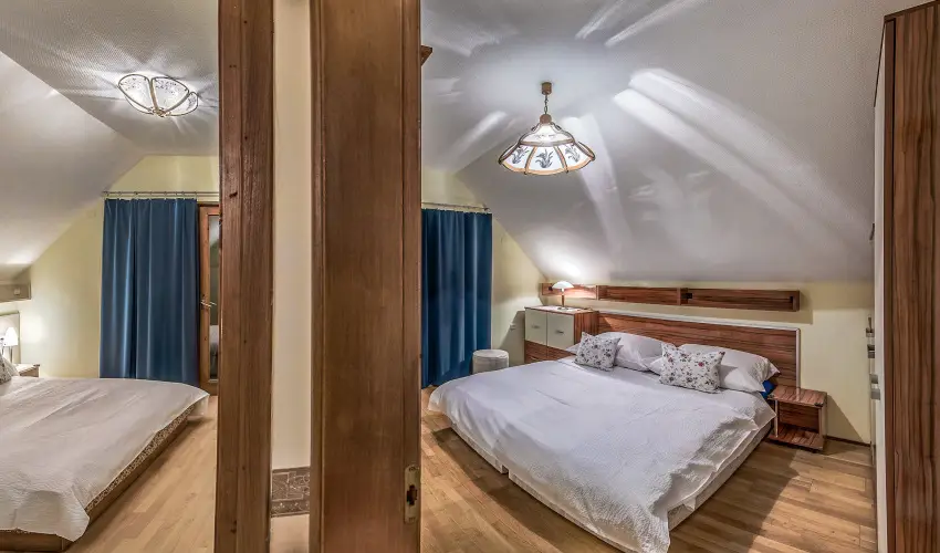 M�ria Apartmanok Zalakaros - Augusztus 20. (min. 2 �j)