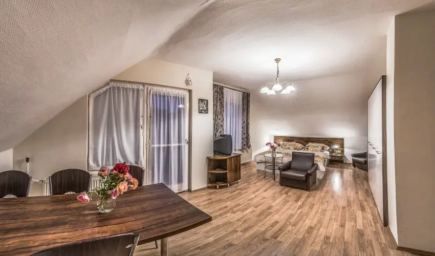 Marika Apartmanok Zalakaros - Augusztus 20. (min. 4 �j)