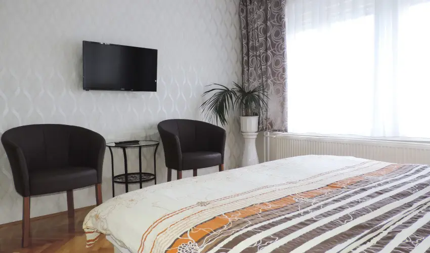 Marika Apartmanok Zalakaros - Augusztus 20. (min. 4 �j)