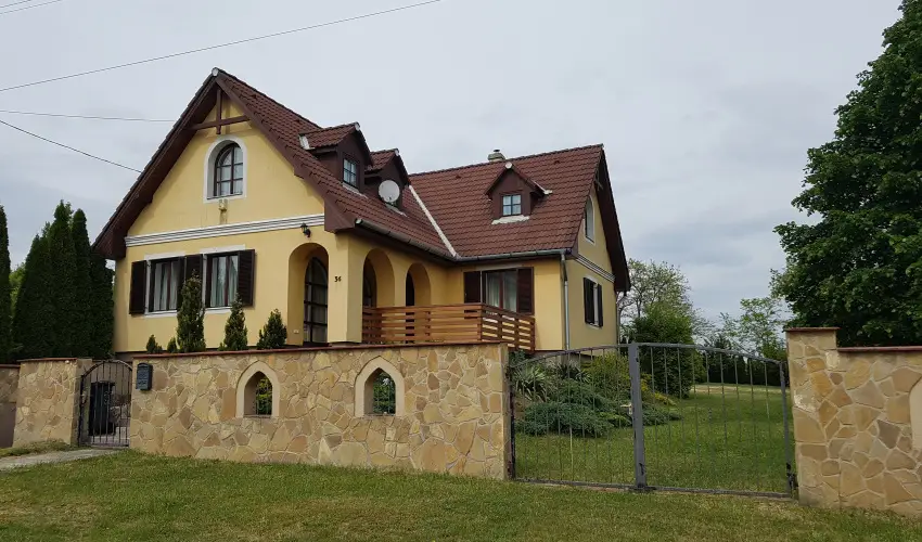 Mrki Vendghz Mrk - Augusztus 20. (min. 2 j)