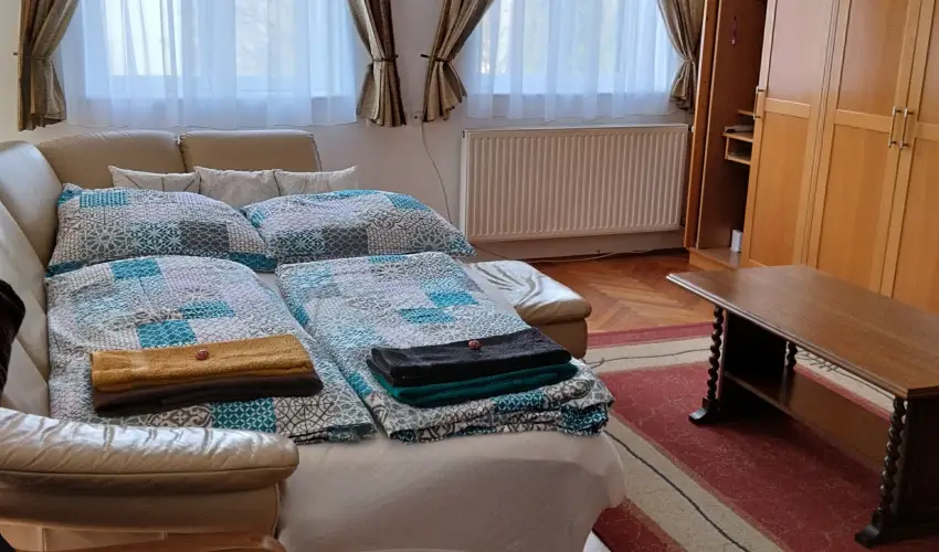 Mrki Vendghz Mrk - Augusztus 20. (min. 2 j)