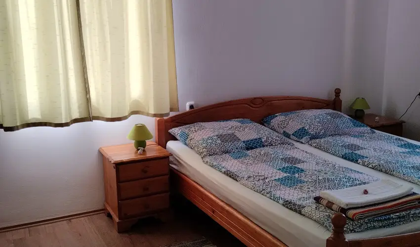 Mrki Vendghz Mrk - Augusztus 20. (min. 2 j)