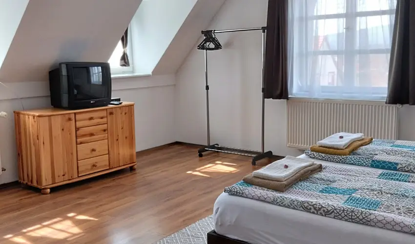 Mrki Vendghz Mrk - Augusztus 20. (min. 2 j)