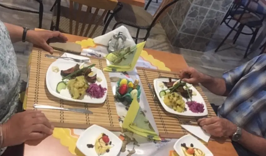 M�rv�ny Panzi� Hajd�szoboszl� - Augusztus 20. (min. 3 �j)