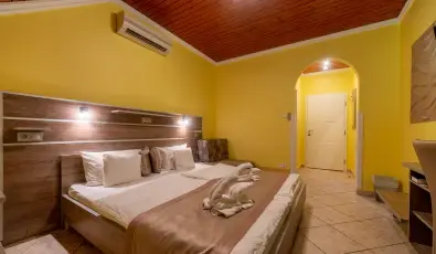 M�rv�ny Panzi� Hajd�szoboszl�