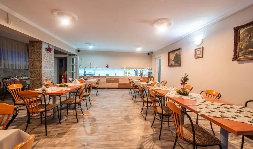 M�rv�ny Panzi� Hajd�szoboszl� - Augusztus 20. (min. 3 �j)