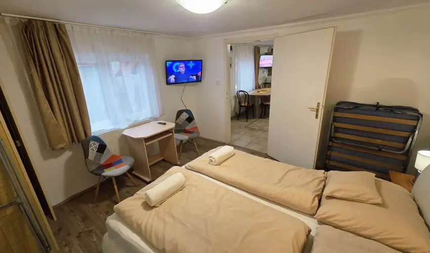 Mary Apartman Hajd�szoboszl� - Augusztus 20. (min. 4 �j)