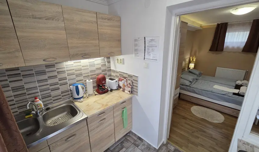 Mary Apartman Hajd�szoboszl� - Augusztus 20. (min. 4 �j)