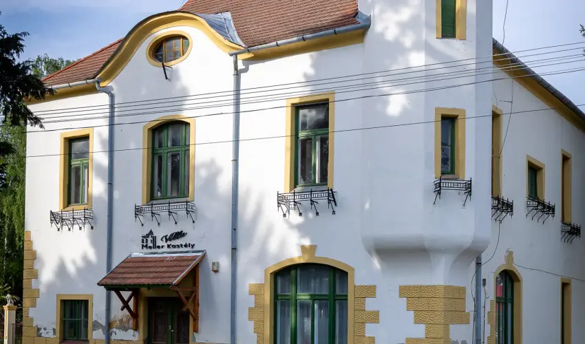 Meller Kast�ly Villa Csurg� - Augusztus 20.