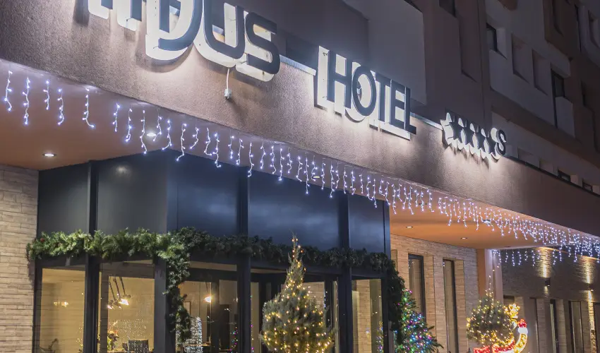 Mjus Resort & Thermal Park K�rmend - Augusztus 20. - teljes el�refizet�ssel (min. 2 �j)