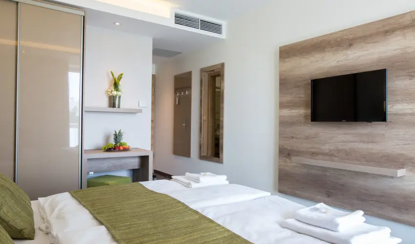 N�das T� Park Hotel Vasad - Augusztus 20. (min. 2 �j)