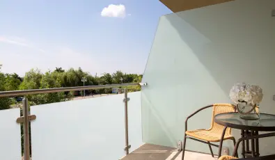 N�das T� Park Hotel Vasad