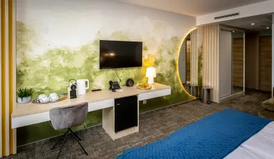 N�das T� Park Hotel Vasad