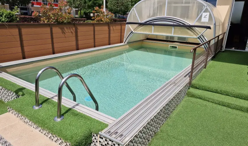 Napsug�r Apartmanh�z Si�fok - Augusztus 20. (min. 5 �j)