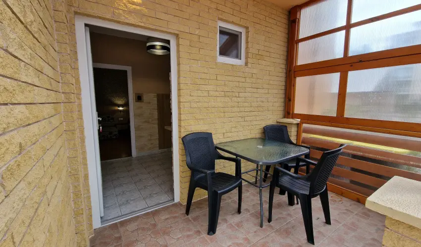 Napsug�r Apartmanh�z Si�fok - Augusztus 20. (min. 5 �j)