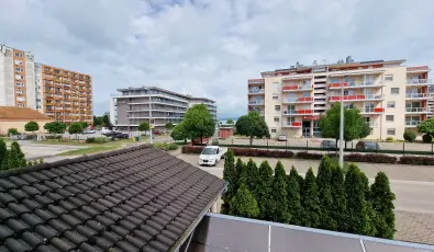 Napsug�r Apartmanh�z Si�fok