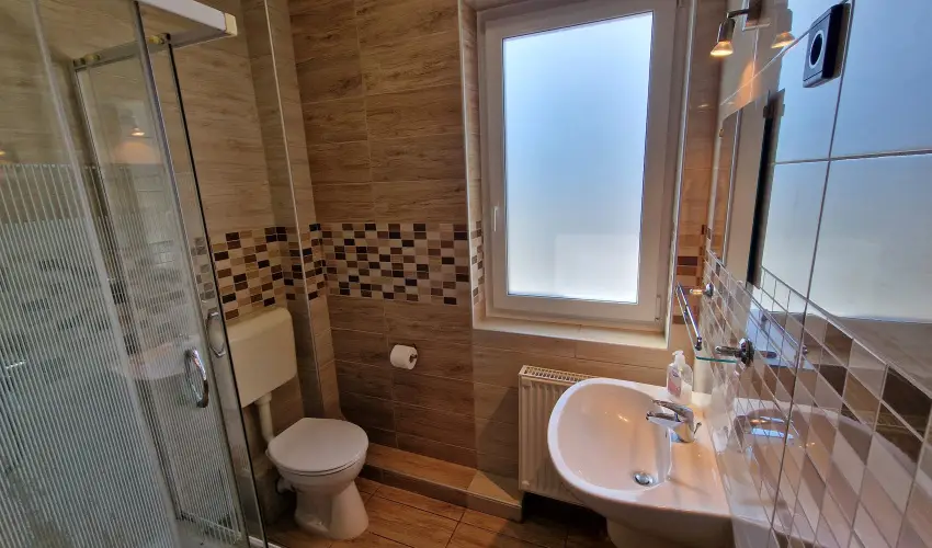 Napsug�r Apartmanh�z Si�fok - Augusztus 20. (min. 5 �j)