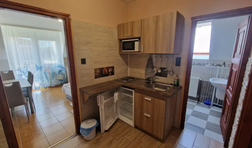 Napsug�r Apartmanh�z Si�fok - Augusztus 20. (min. 5 �j)