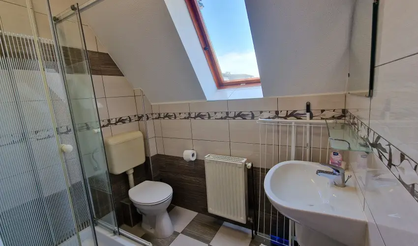 Napsug�r Apartmanh�z Si�fok - Augusztus 20. (min. 5 �j)