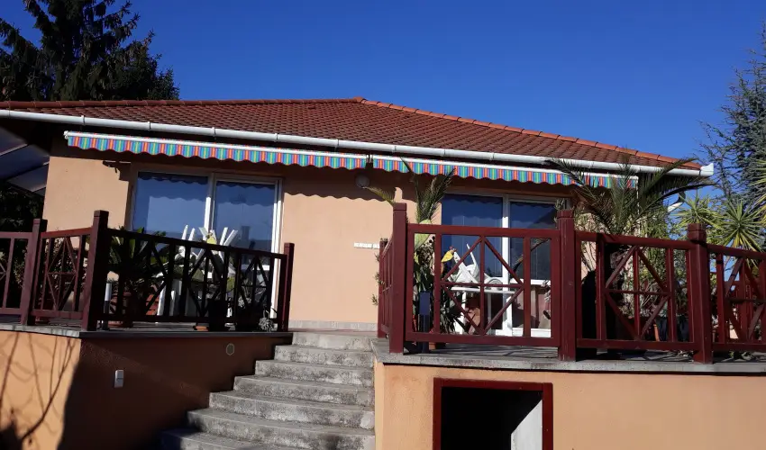 Napsug�r Ken�zy Lux Apartman Vend�gh�zak Hajd�szoboszl� - Augusztus 20. (min. 2 �j)