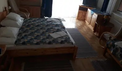 Napsug�r Ken�zy Lux Apartman Vend�gh�zak Hajd�szoboszl�