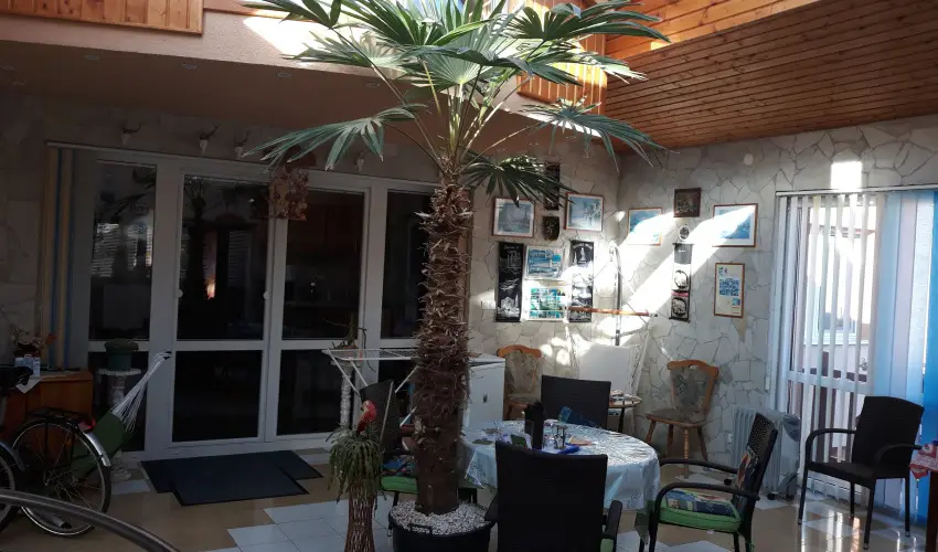 Napsug�r Ken�zy Lux Apartman Vend�gh�zak Hajd�szoboszl� - Augusztus 20. (min. 2 �j)