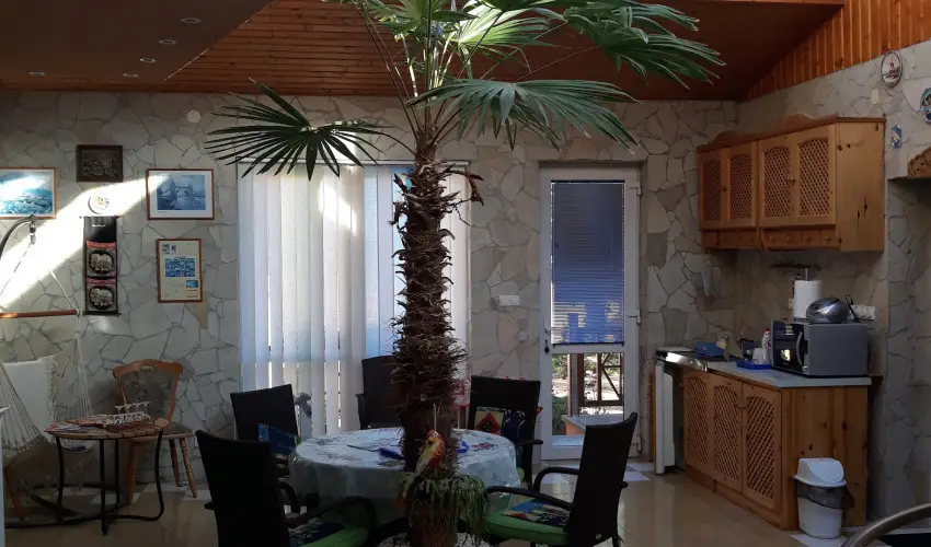 Napsug�r Ken�zy Lux Apartman Vend�gh�zak Hajd�szoboszl� - Augusztus 20. (min. 2 �j)