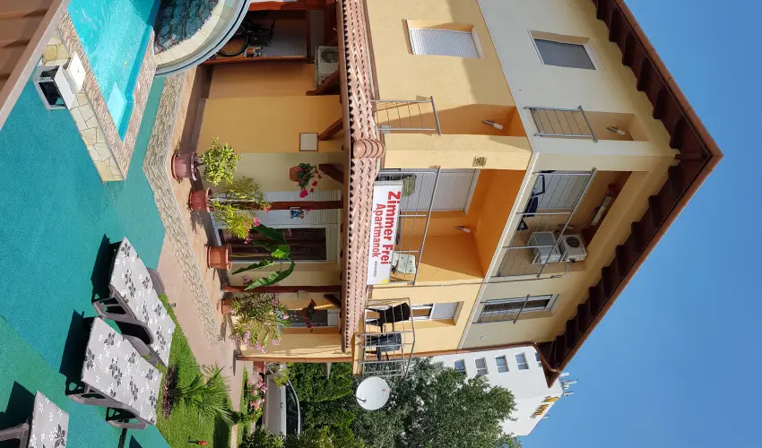 Napsug�r Resort Si�fok - Augusztus 20. (min. 5 �j)