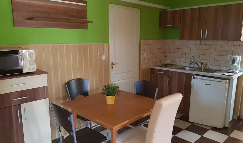 Napsug�r Resort Si�fok - Augusztus 20. (min. 5 �j)