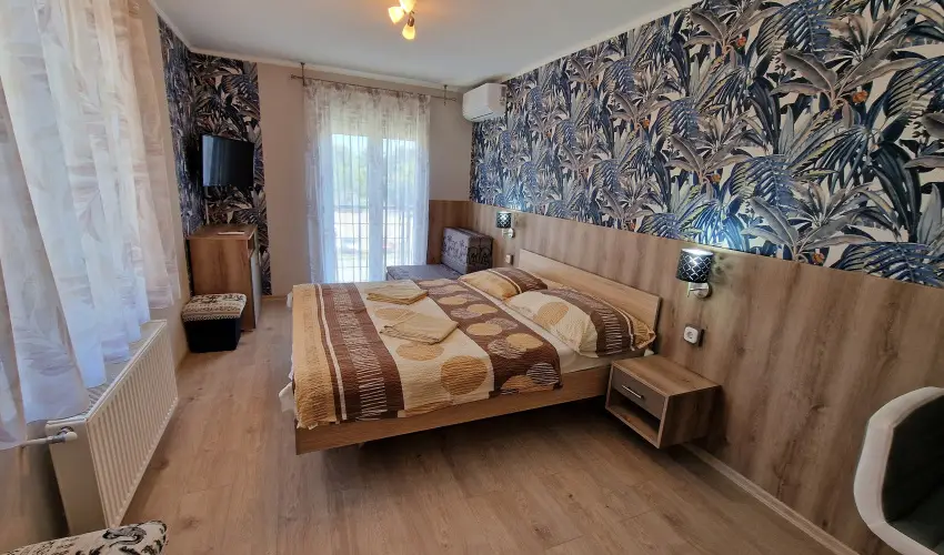 Napsug�r Resort Si�fok - Augusztus 20. (min. 5 �j)