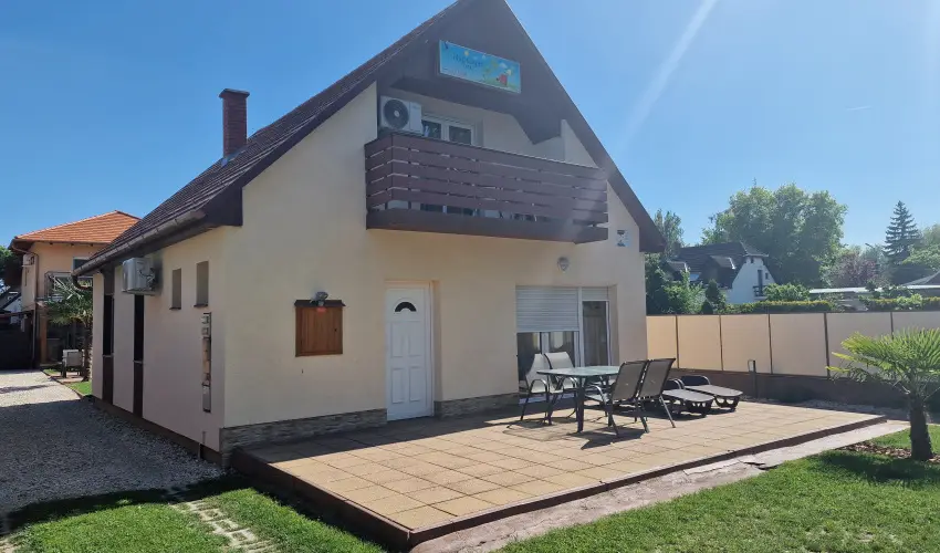 Napsug�r Villa A Si�fok - Augusztus 20. (min. 6 �j)